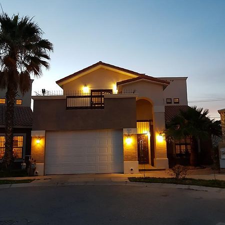 Residencia A 100 Mts Del Consulado Villa Ciudad Juarez Luaran gambar