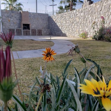 Residencia A 100 Mts Del Consulado Villa Ciudad Juarez Luaran gambar