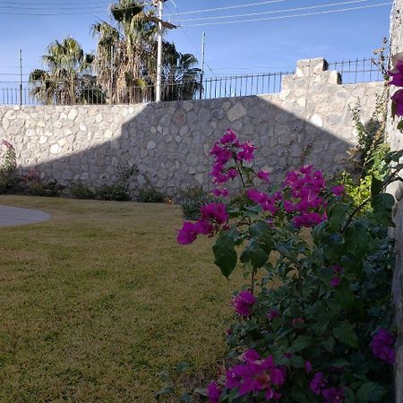 Residencia A 100 Mts Del Consulado Villa Ciudad Juarez Luaran gambar