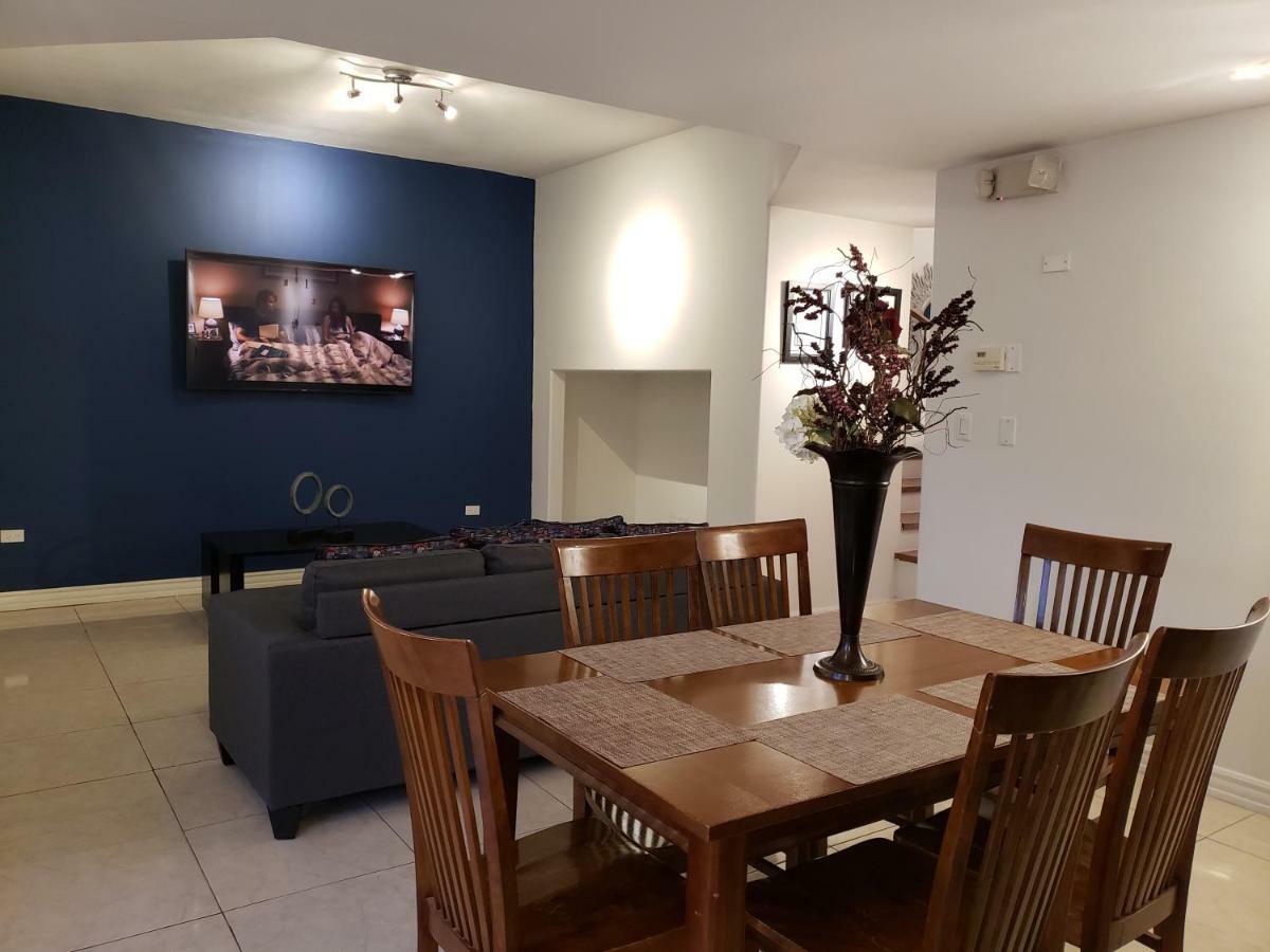 Residencia A 100 Mts Del Consulado Villa Ciudad Juarez Luaran gambar